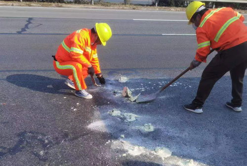 颍州公路下沉注浆加固